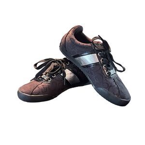 Guess standard black tennies 